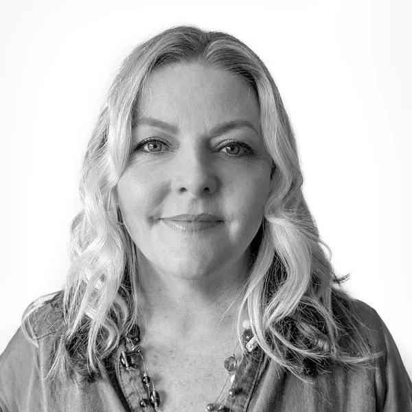 Cathy Lenz